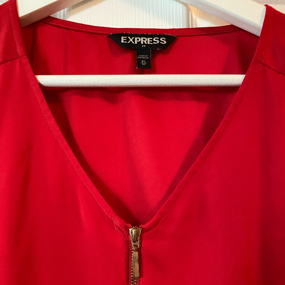 Express Top - Picture 2 of 2